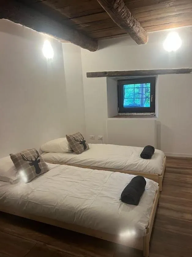 Chalet Spacieux Et Authentique 12 Personnes Allos France