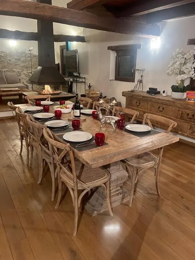 Chalet Spacieux Et Authentique 12 Personnes Allos