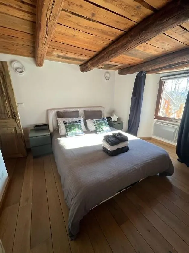 Chalet Spacieux Et Authentique 12 Personnes Allos