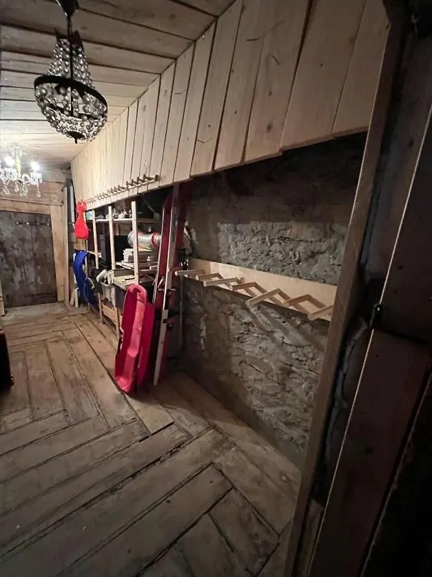 Chalet Spacieux Et Authentique 12 Personnes Allos