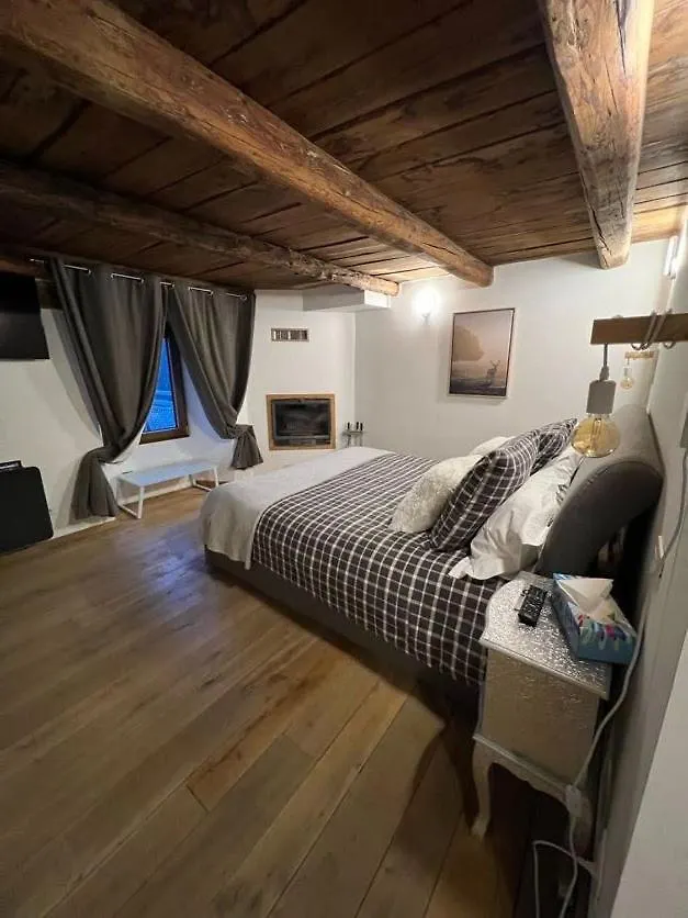 Chalet Spacieux Et Authentique 12 Personnes Allos