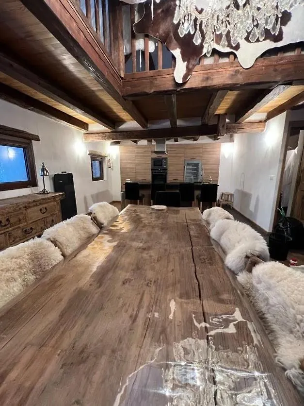 Chalet Spacieux Et Authentique 12 Personnes Allos