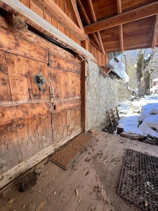 Chalet Spacieux Et Authentique 12 Personnes Allos