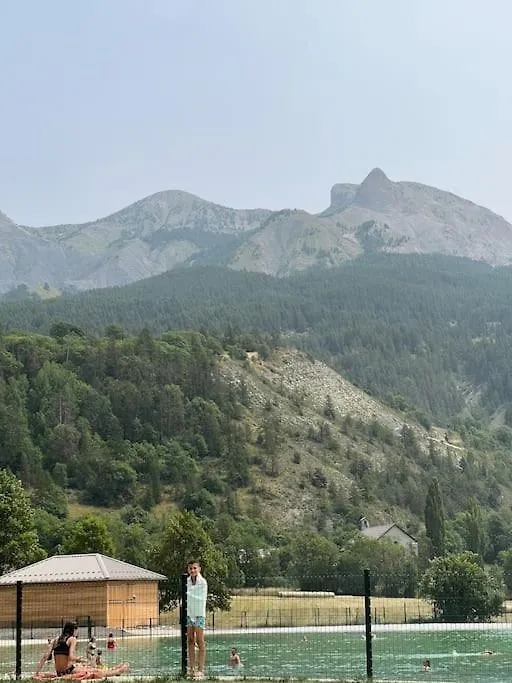 Chalet Spacieux Et Authentique 12 Personnes Allos