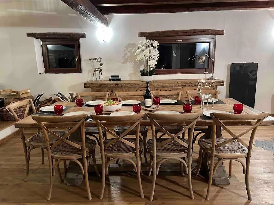 Chalet Spacieux Et Authentique 12 Personnes Allos