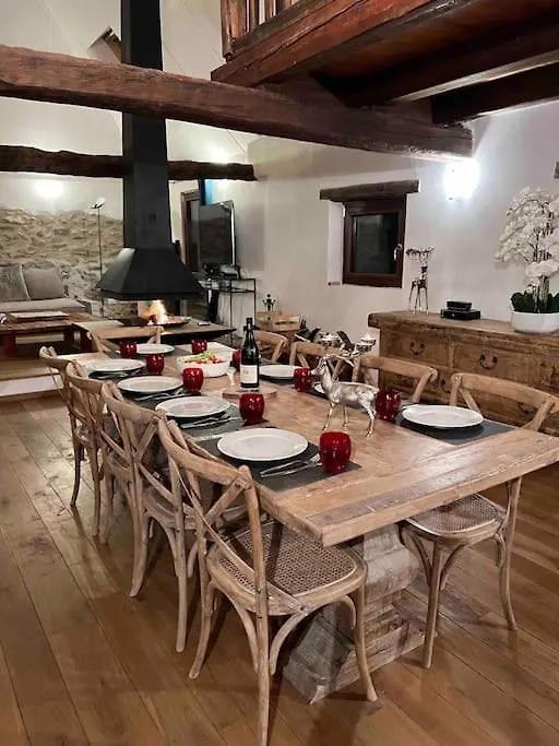 Chalet Spacieux Et Authentique 12 Personnes Allos